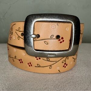 DKNY Bridle Leather Belt Brass Buckle Decorative Tooled Floral Tan Red Women’s M